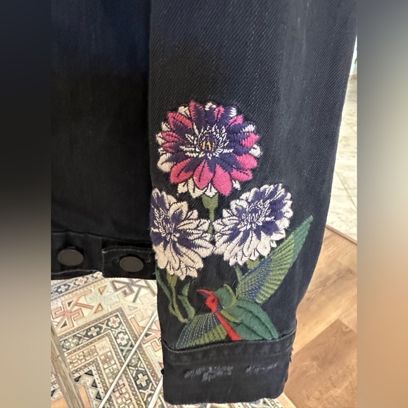 Unique Botanical Floral & Hummingbird Embroidered Black Denim Jacket M - Picture 11 of 16